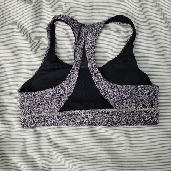 Lululemon Invigorate Bra size 10 printed gray - Picture 2 of 4